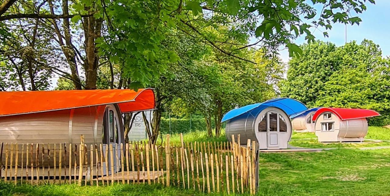Schlaffaesser Am Schmetterlingspark Uslar Exteriér fotografie